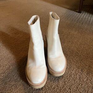 Dolce vita cream boots. Size 6.